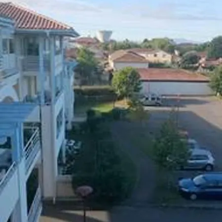 Apartment Rue Andre Bouillar *
